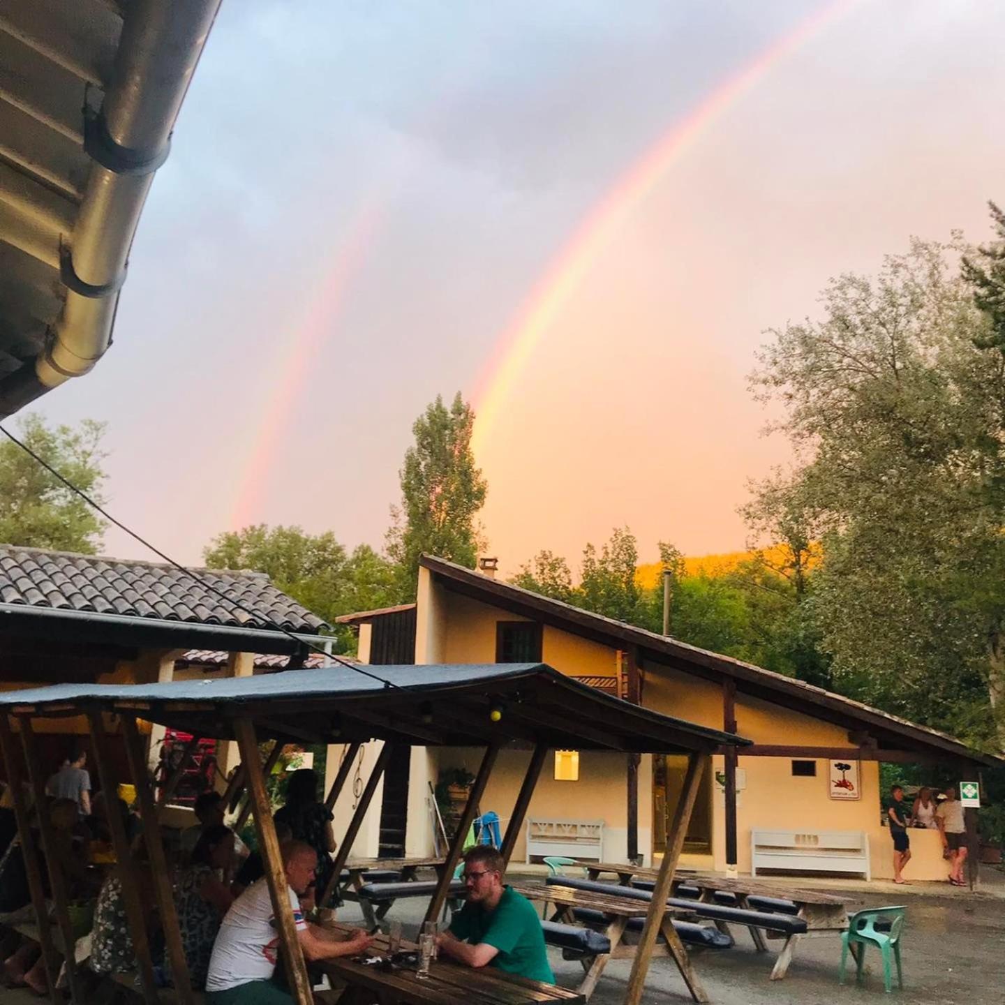 Camping La Vaugelette - Drome Montclar-sur-Gervanne ภายนอก รูปภาพ